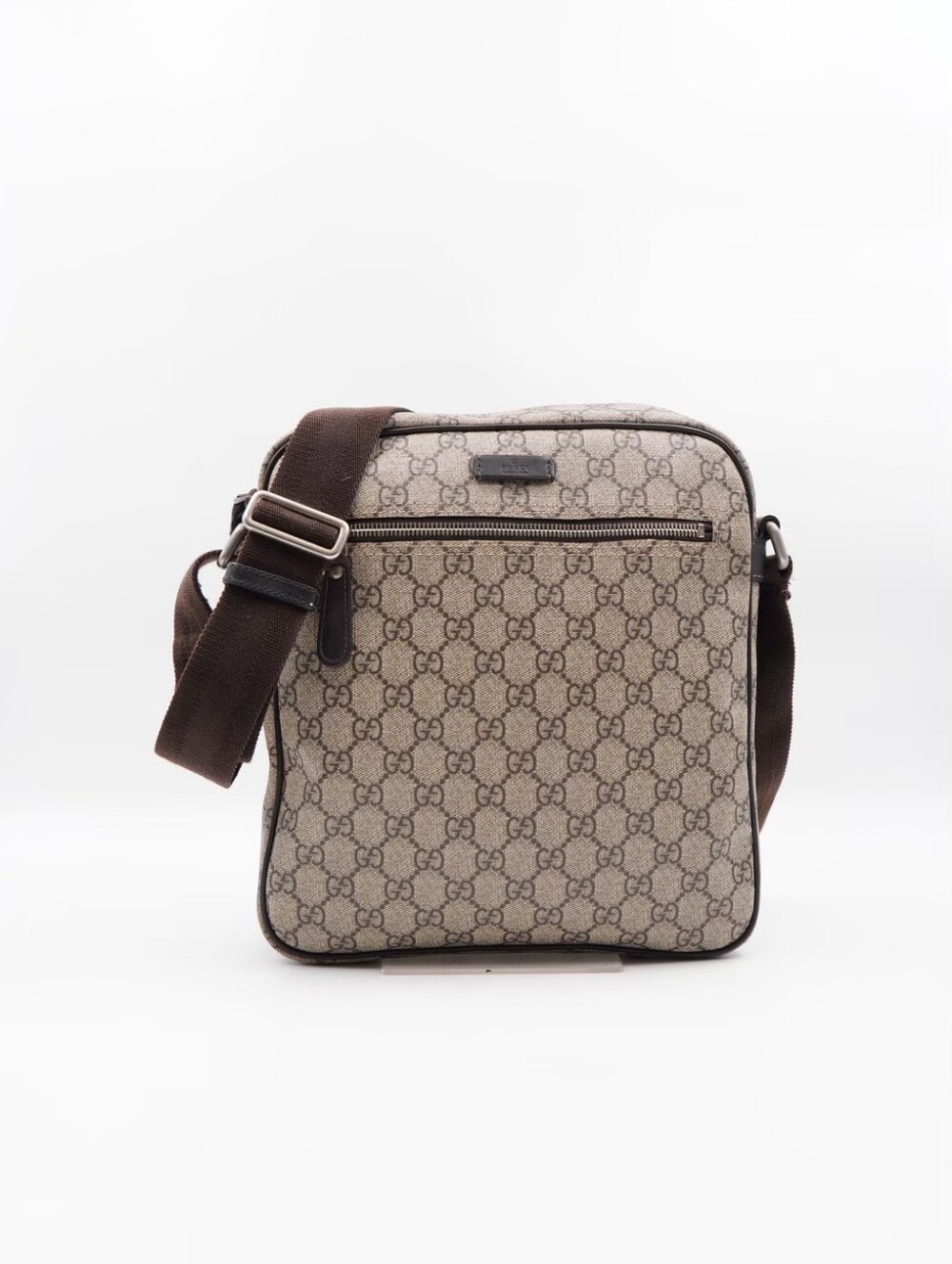 CL08 💟 GUCCI GG Plus Monogram Messenger Bag